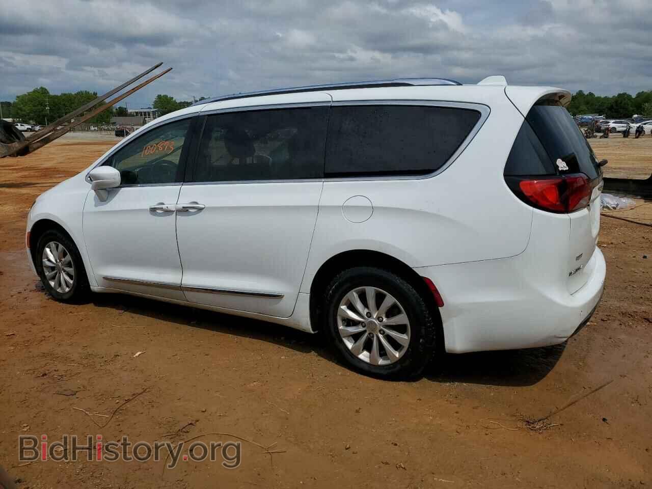 2019 CHRYSLER PACIFICA - VIN: 2C4RC1BG1KR539668 - Фото 2