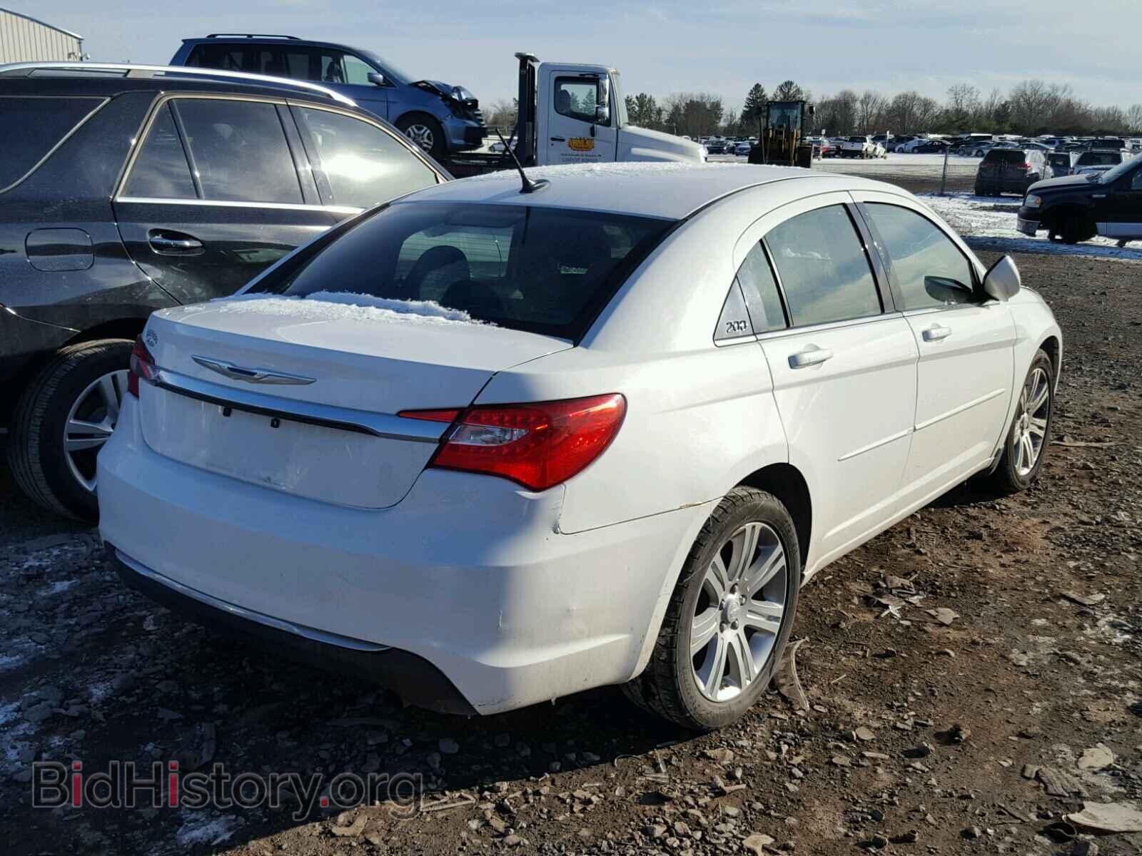 2012 CHRYSLER 200 - VIN: 1C3CCBAB8CN208008 - Фото 4