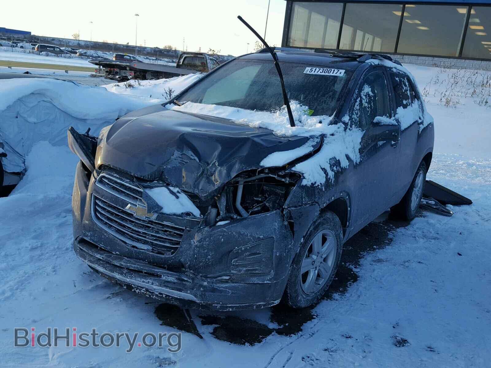 2016 CHEVROLET TRAX - VIN: 3GNCJLSB7GL269241 - Фото 2