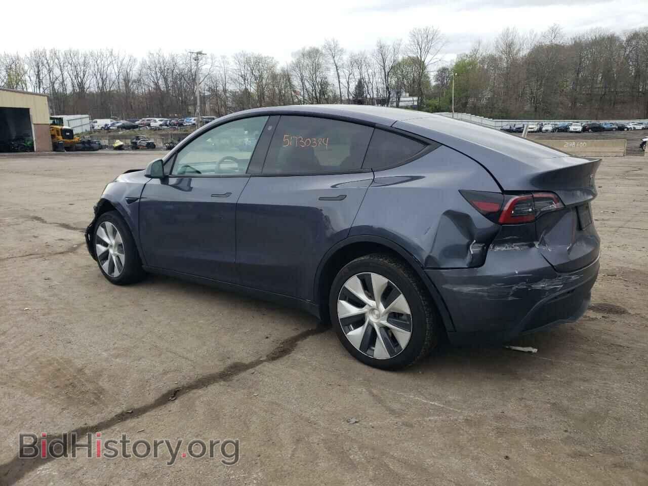 2023 TESLA MODEL Y - VIN: 7SAYGDEE8PF692596 - Фото 2