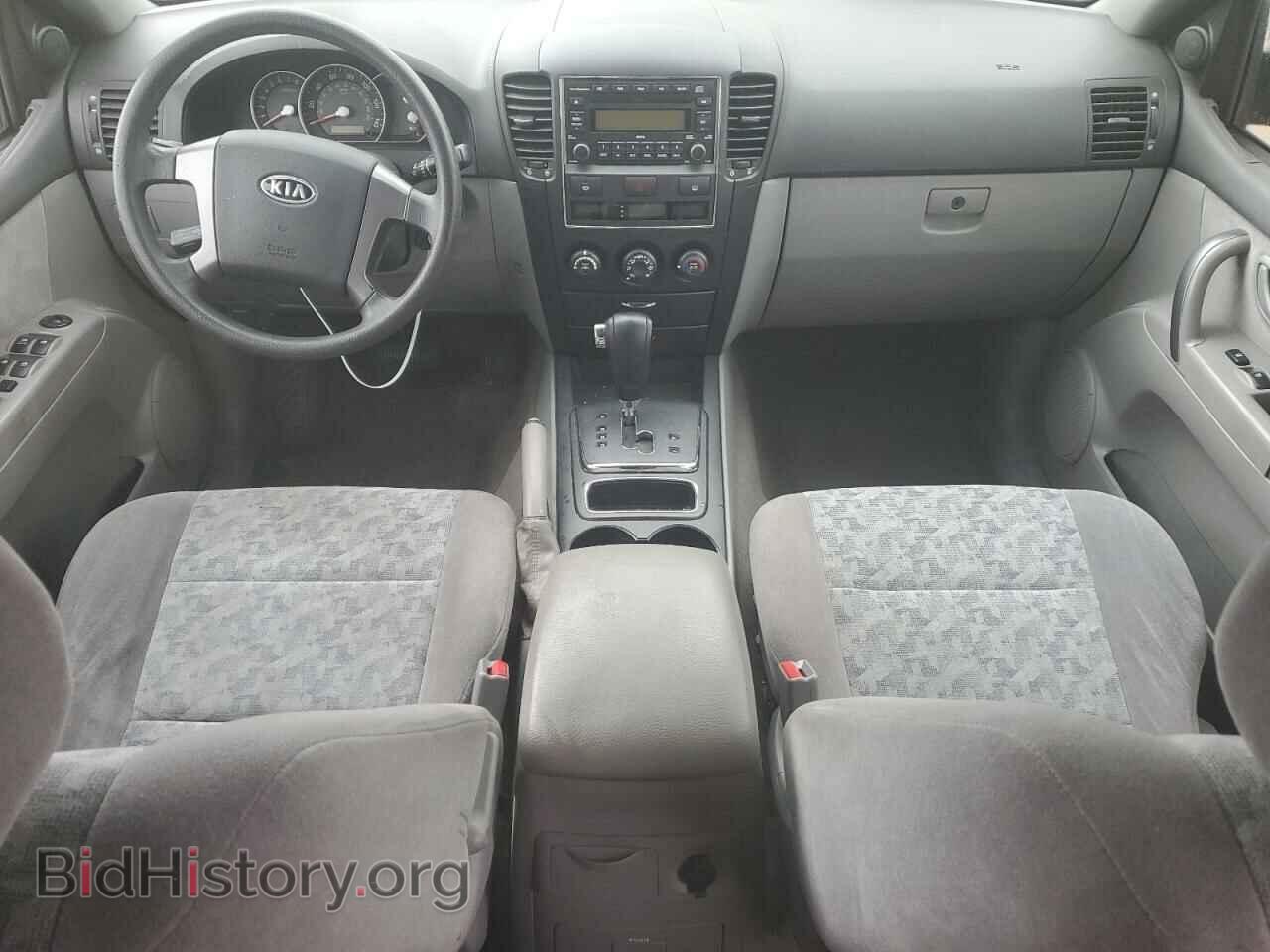 2007 KIA SORENTO - VIN: KNDJD736775743379 - Фото 8