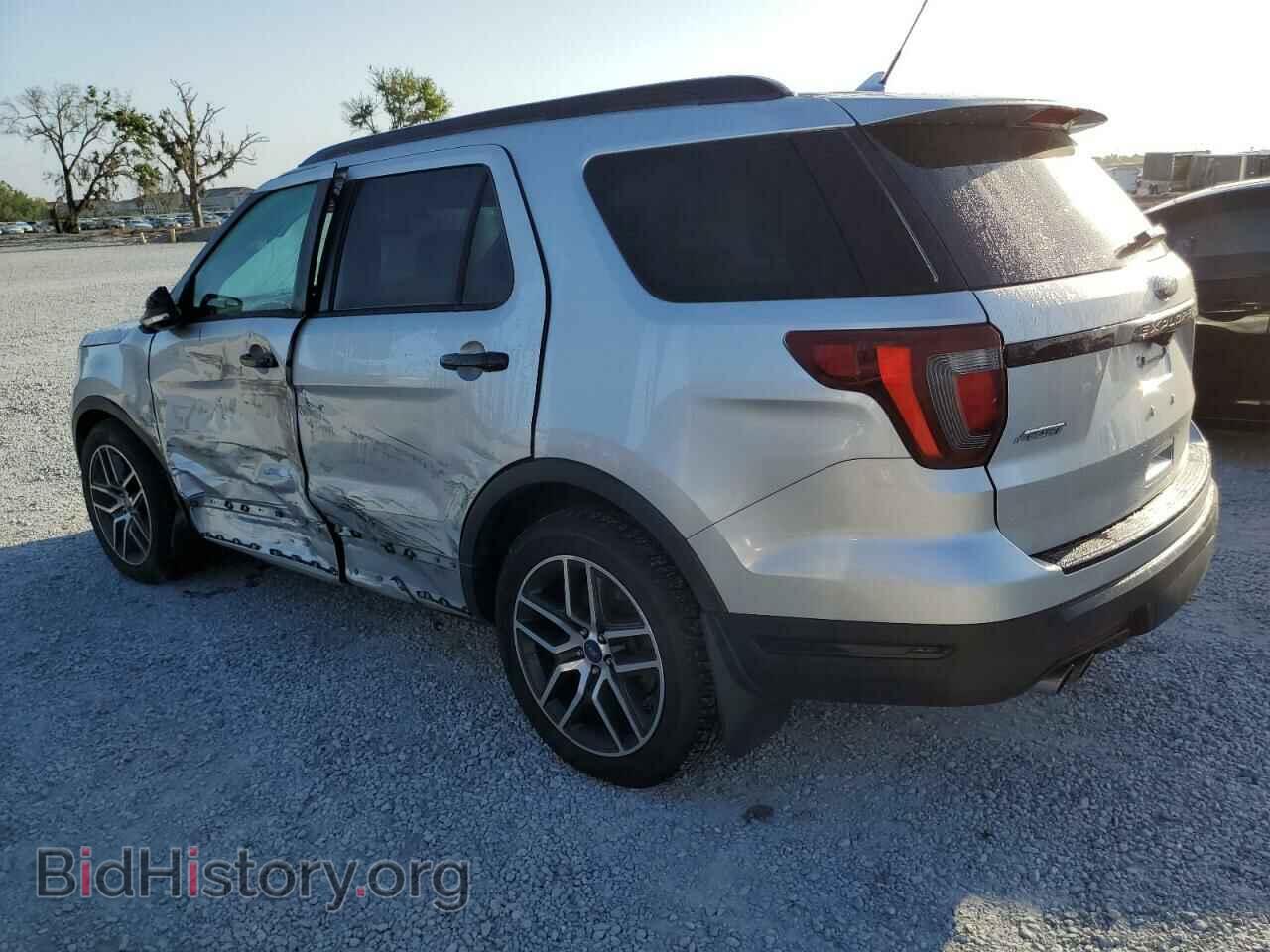 2018 FORD EXPLORER - VIN: 1FM5K8GT4JGB85639 - Photo 2