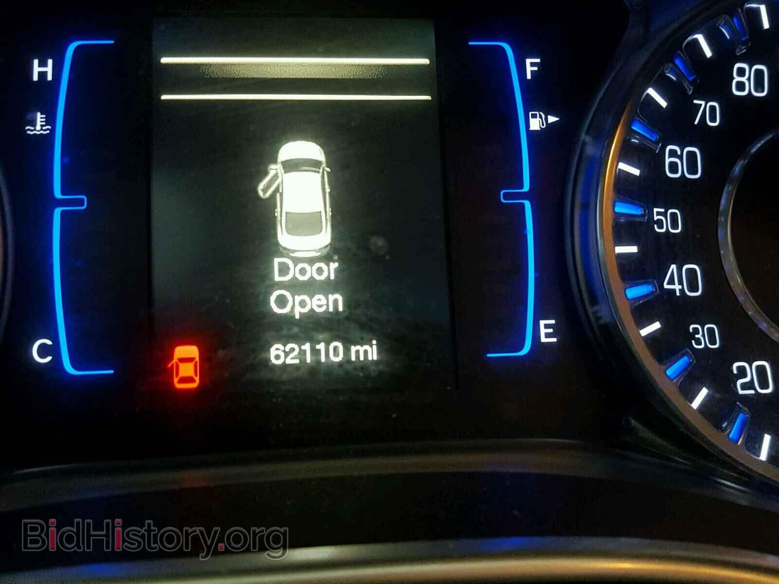 2016 CHRYSLER 200 - VIN: 1C3CCCAB7GN159086 - Фото 8