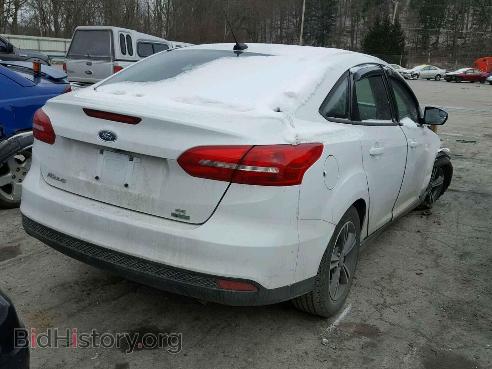 2017 FORD FOCUS - VIN: 1FADP3FE4HL294911 - Photo 4