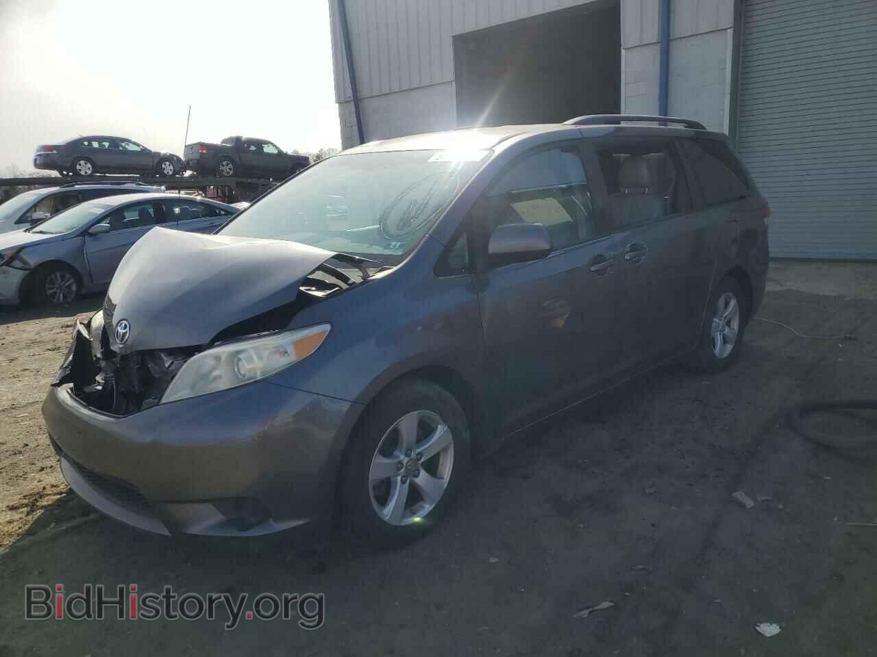 Photo 5TDKK3DC8BS036611 - TOYOTA All Models 2011