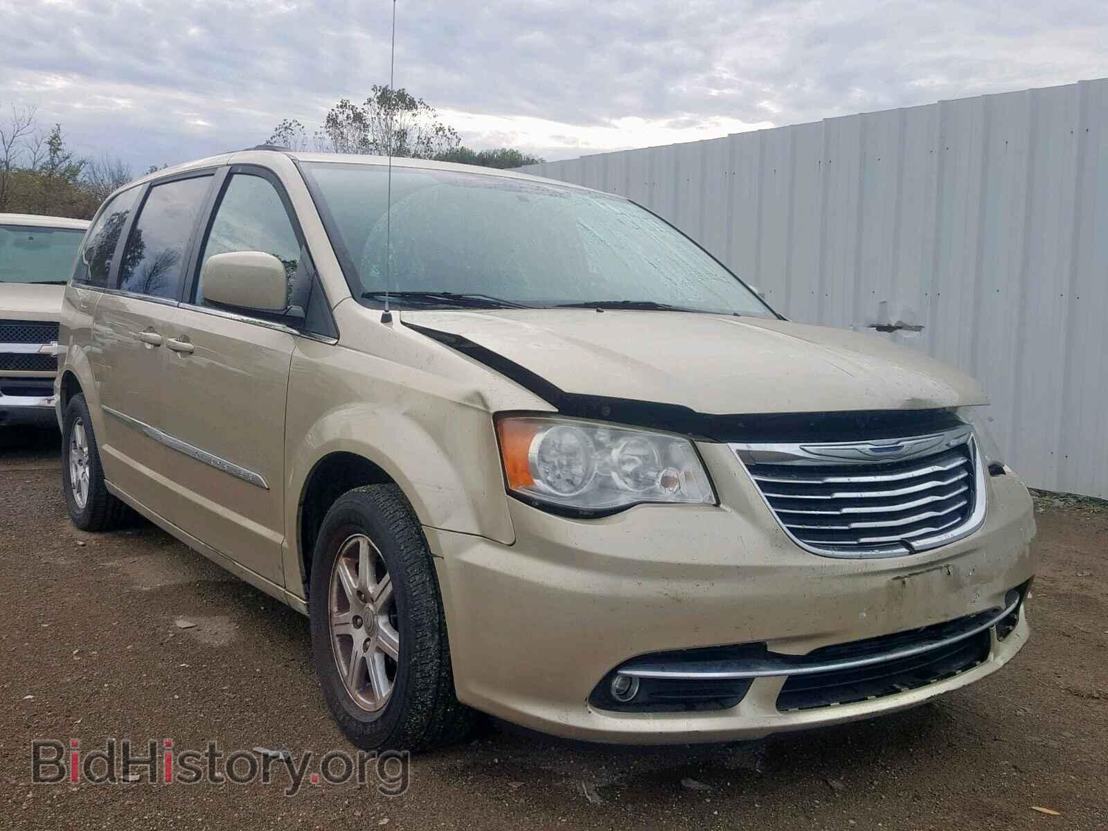 Photo 2A4RR5DG6BR637902 - CHRYSLER TOWN & COU 2011