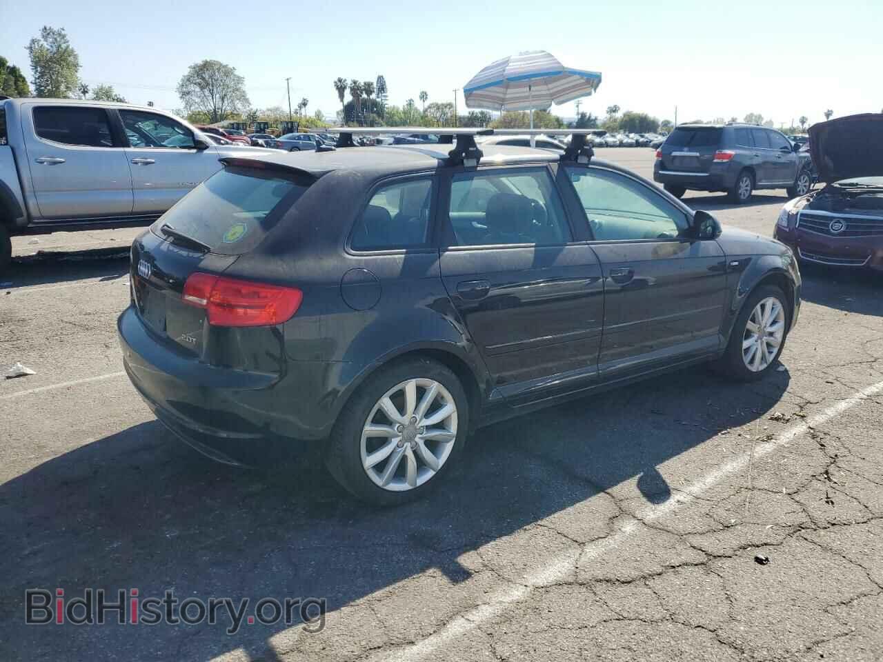 2010 AUDI A3 - VIN: WAUBEAFM9AA128286 - Фото 3
