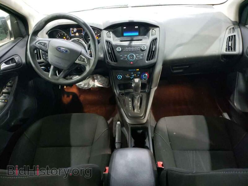 2015 Ford FOCUS (VIN 1FADP3F25FL250046) — фото 8 из 15