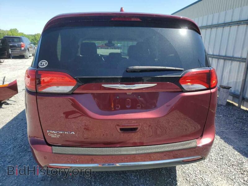 2017 Chrysler PACIFICA (VIN 2C4RC1BG5HR523191) — photo 6 of 13