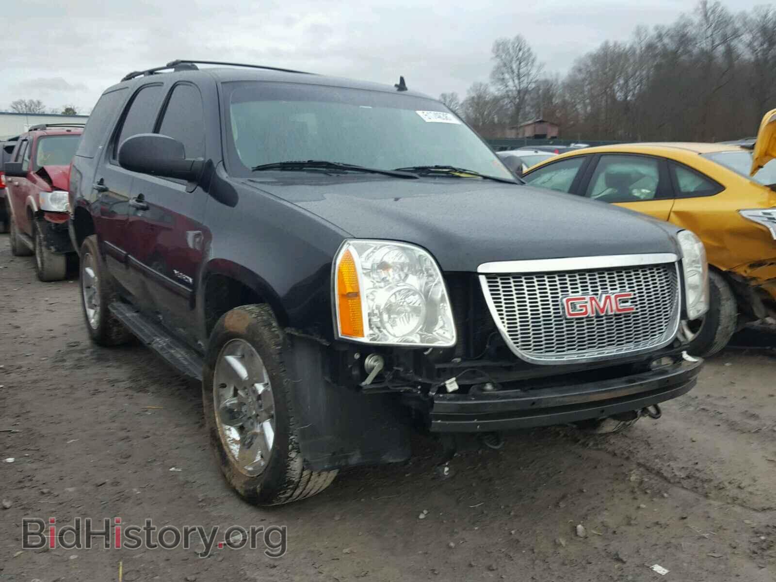 Photo 1GKS1CE01DR228109 - GMC YUKON 2013