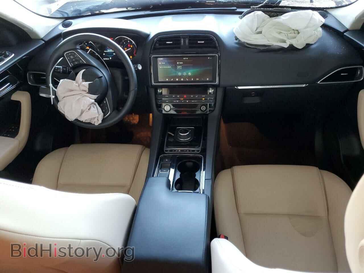 2020 JAGUAR F-PACE - VIN: SADCJ2FX5LA656904 - Фото 8