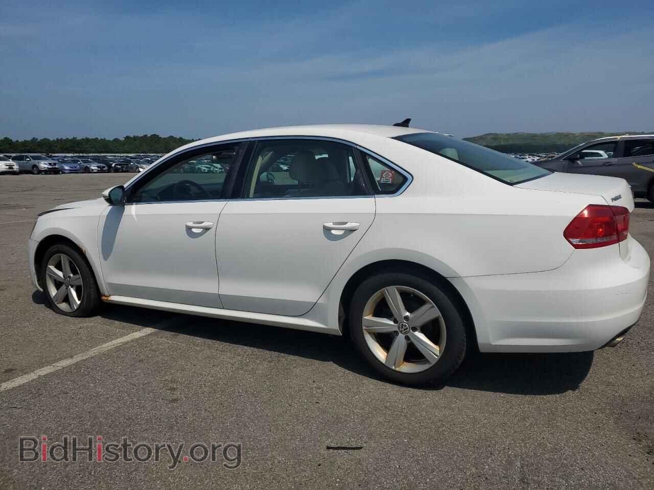 2012 VOLKSWAGEN PASSAT - VIN: 1VWBP7A31CC053473 - Photo 2