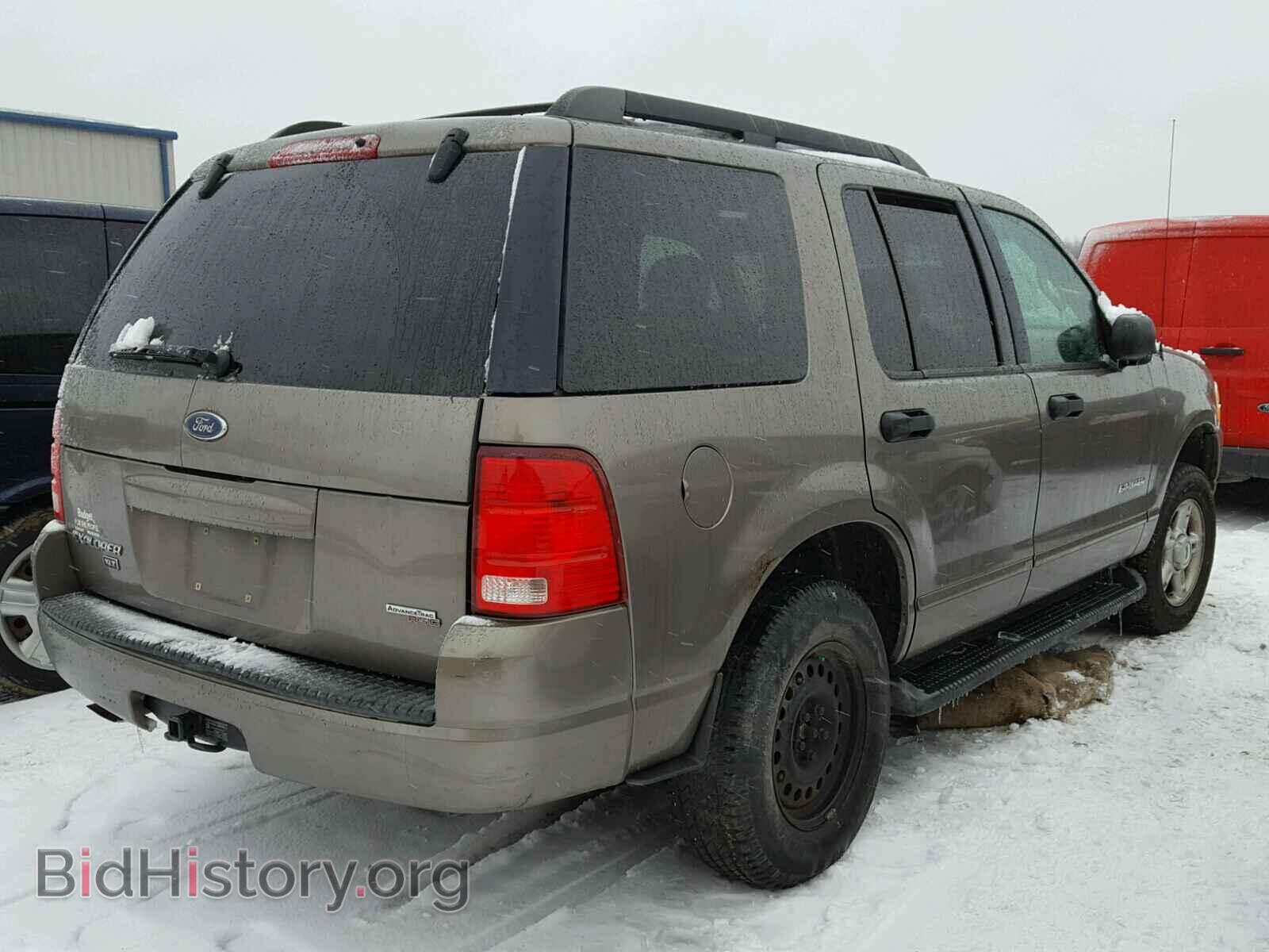 2005 FORD EXPLORER - VIN: 1FMZU73K15UB84247 - Photo 4