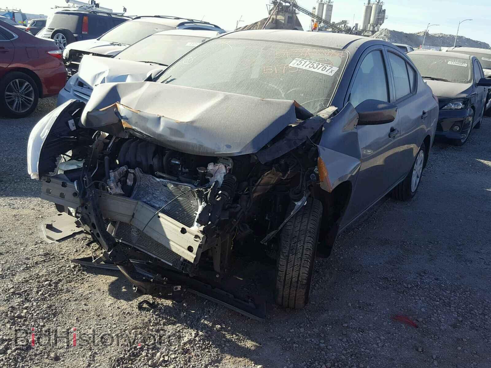 2017 NISSAN VERSA - VIN: 3N1CN7AP2HL880977 - Фото 2