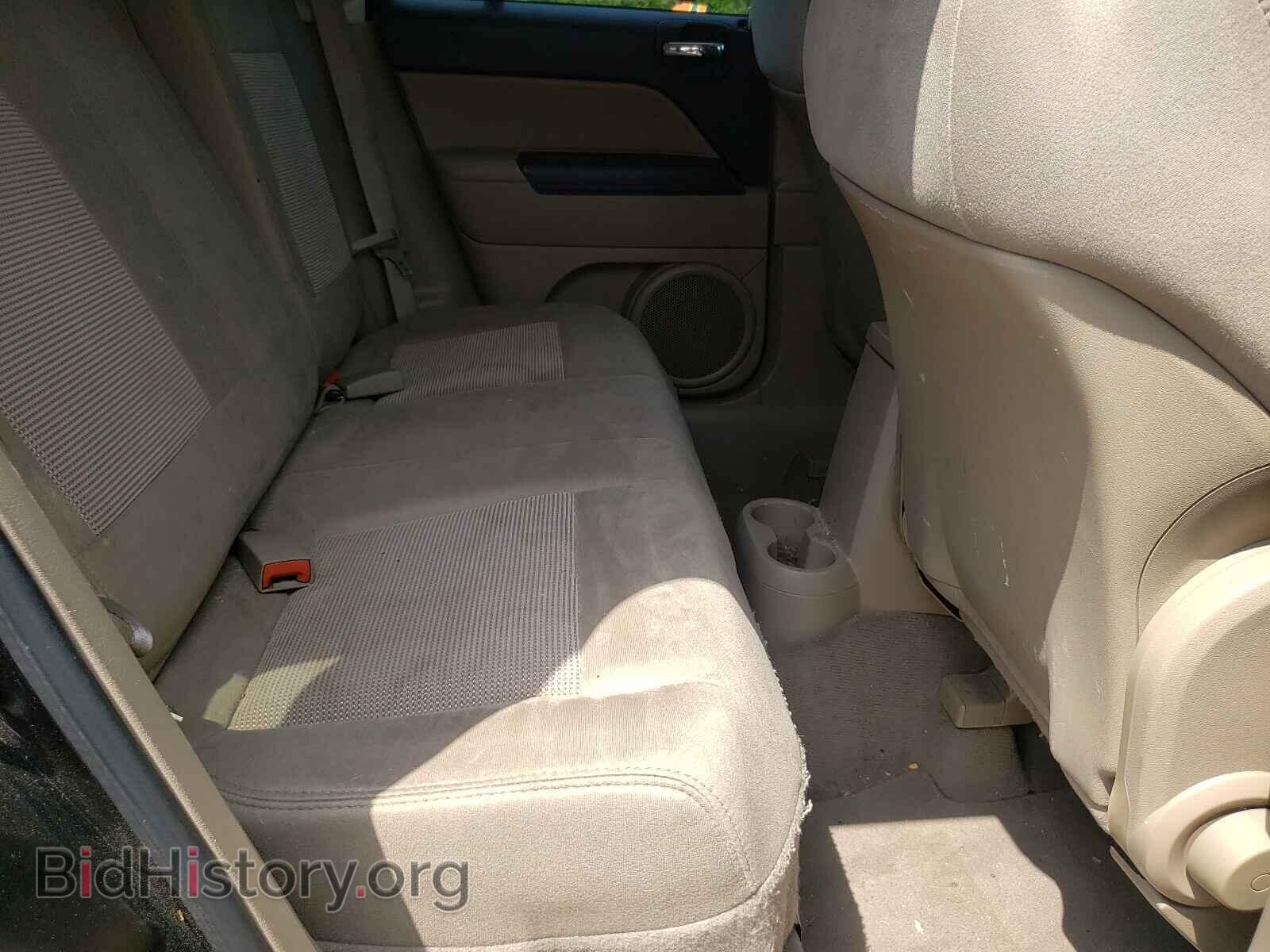 2011 JEEP COMPASS - VIN: 1J4NT1FA3BD138074 - Photo 6