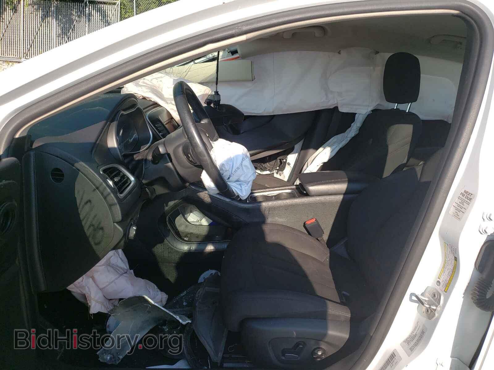 2016 CHRYSLER 200 - VIN: 1C3CCCAB2GN137013 - Photo 5