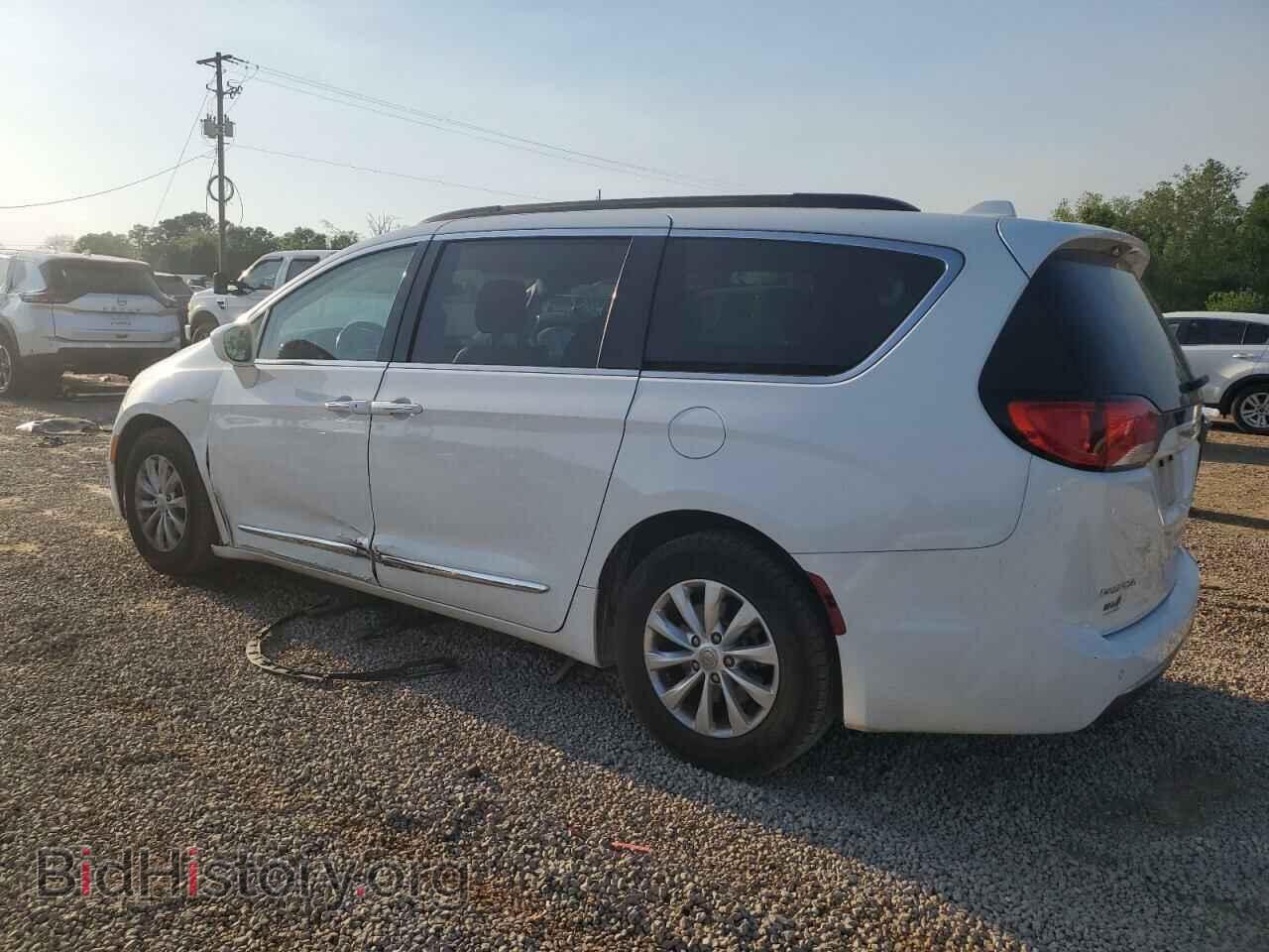 2017 CHRYSLER PACIFICA - VIN: 2C4RC1BG8HR532791 - Фото 2