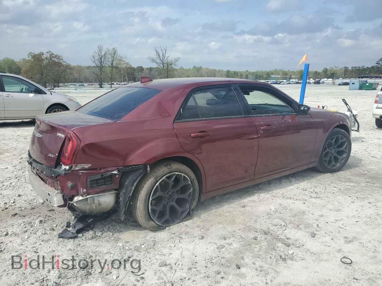 2019 CHRYSLER 300 - VIN: 2C3CCAAG0KH675923 - Фото 3