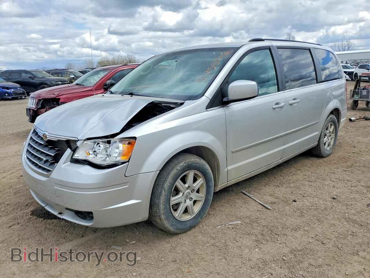 Photo 2A4RR5D1XAR243068 - CHRYSLER MINIVAN 2010