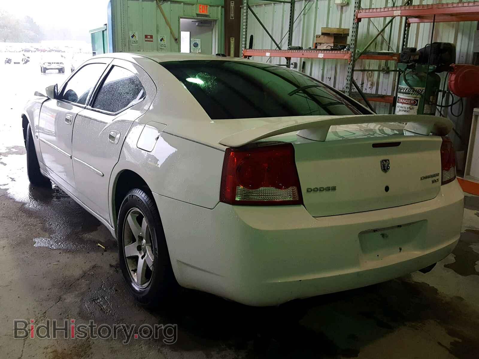 2010 DODGE CHARGER - VIN: 2B3CA3CV8AH268067 - Фото 3