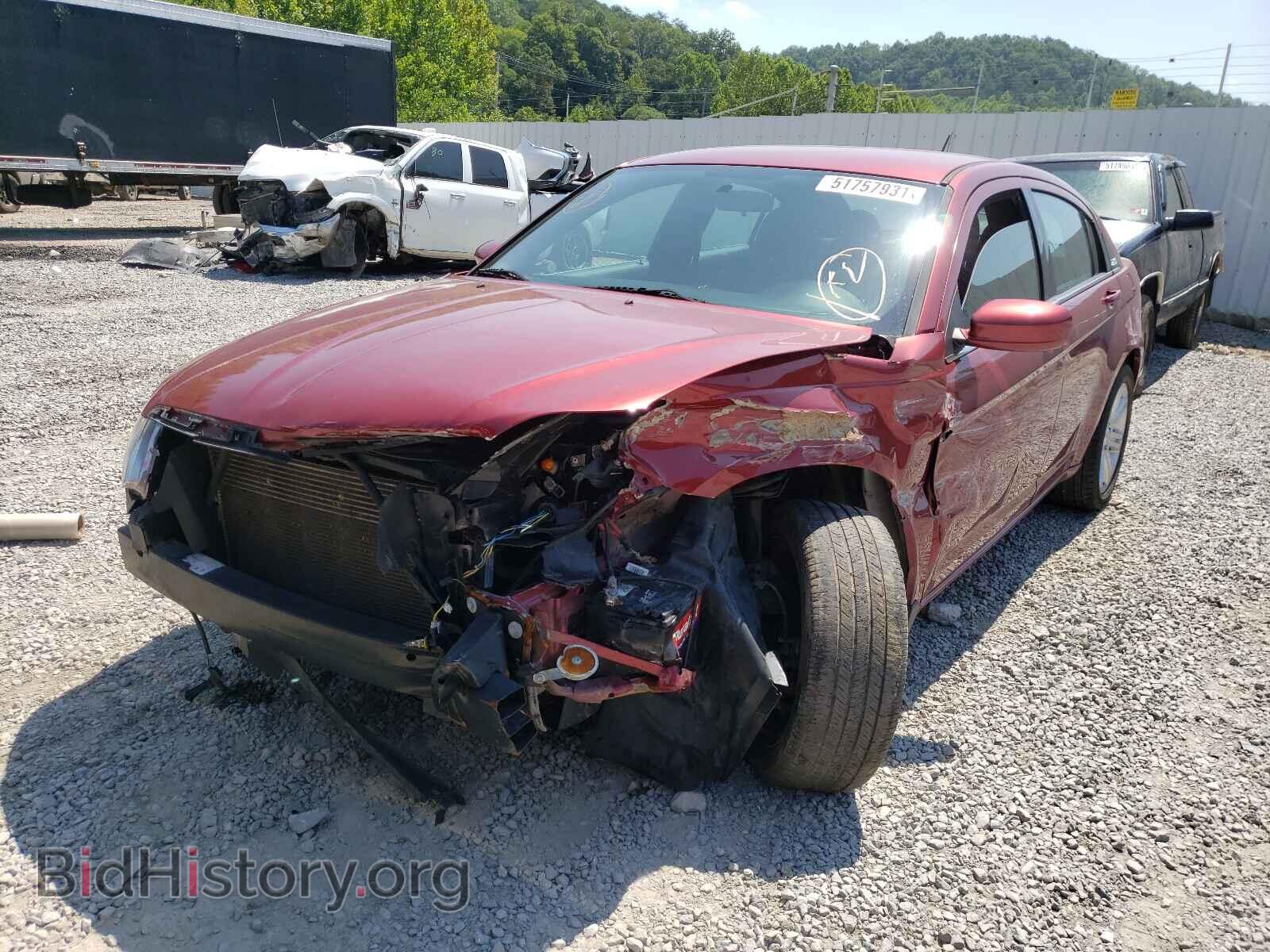 2013 CHRYSLER 200 - VIN: 1C3CCBBB7DN515136 - Фото 2