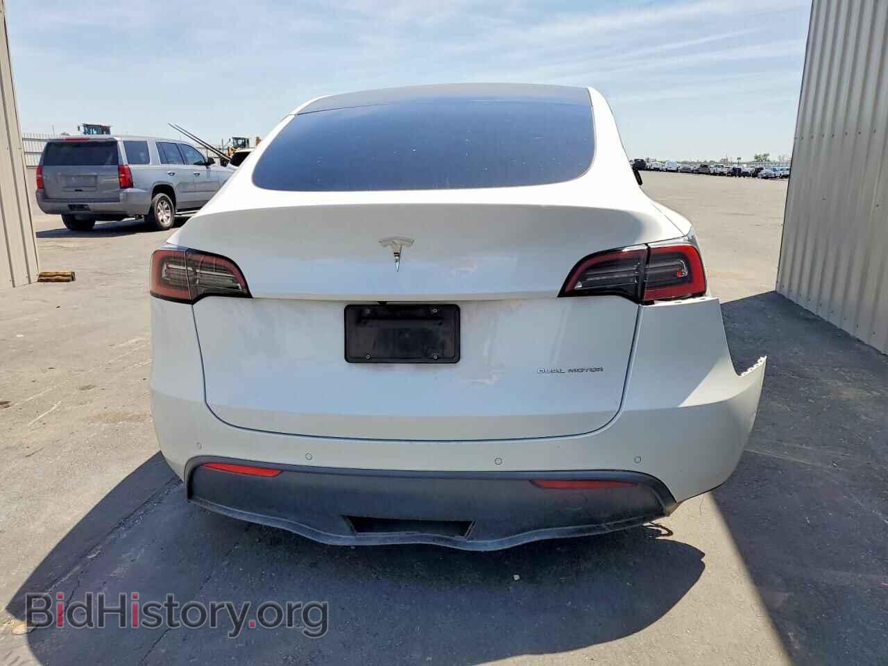 2022 TESLA MODEL Y - VIN: 7SAYGDEE2NF348470 - Фото 6