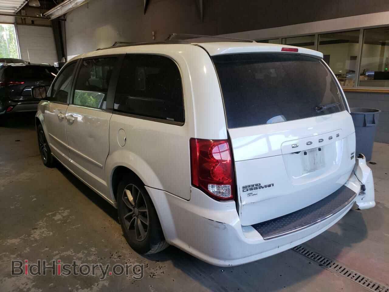 2017 DODGE CARAVAN - VIN: 2C4RDGCG8HR760692 - Фото 2