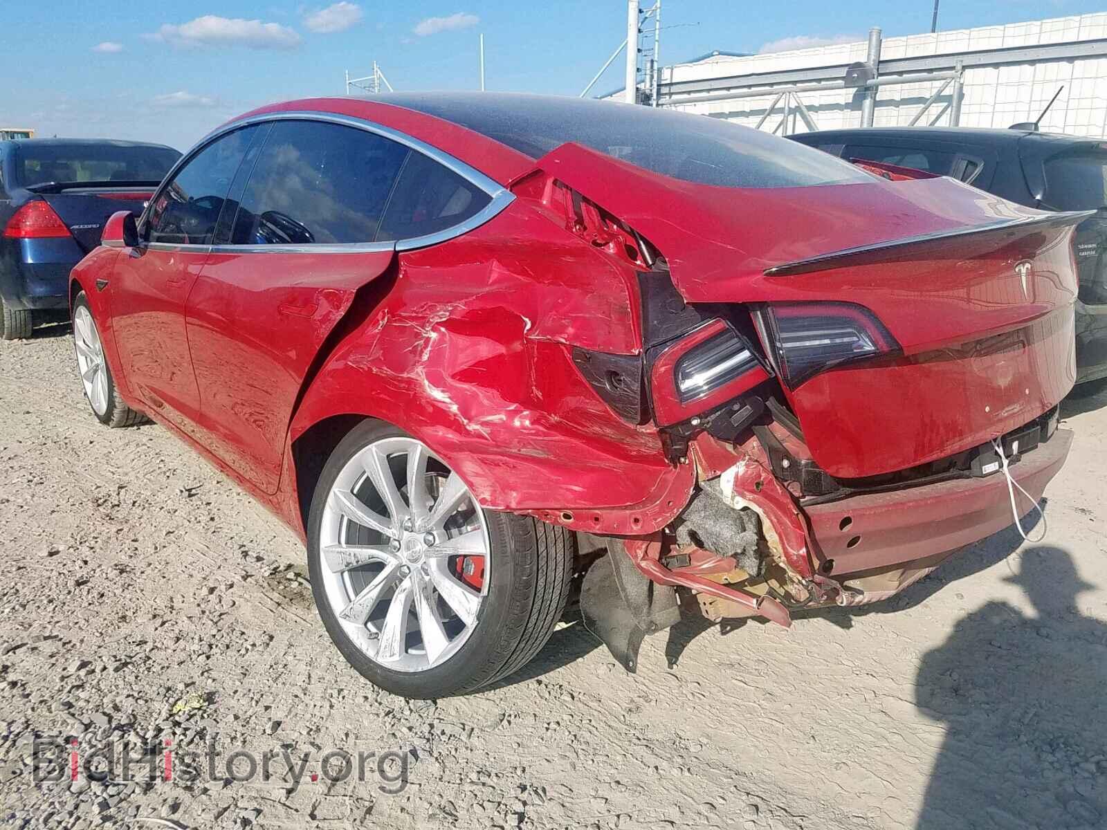 2018 TESLA MODEL 3 - VIN: 5YJ3E1EAXJF049831 - Фото 3