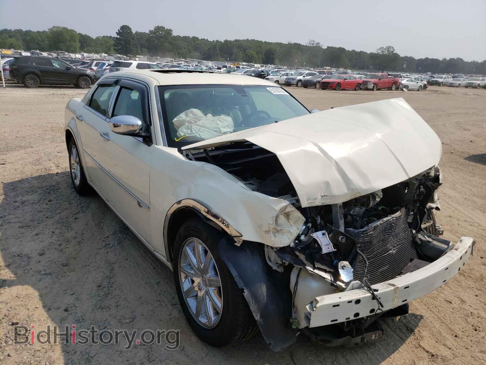 Photo 2C3CA6CT7AH158274 - CHRYSLER 300 2010