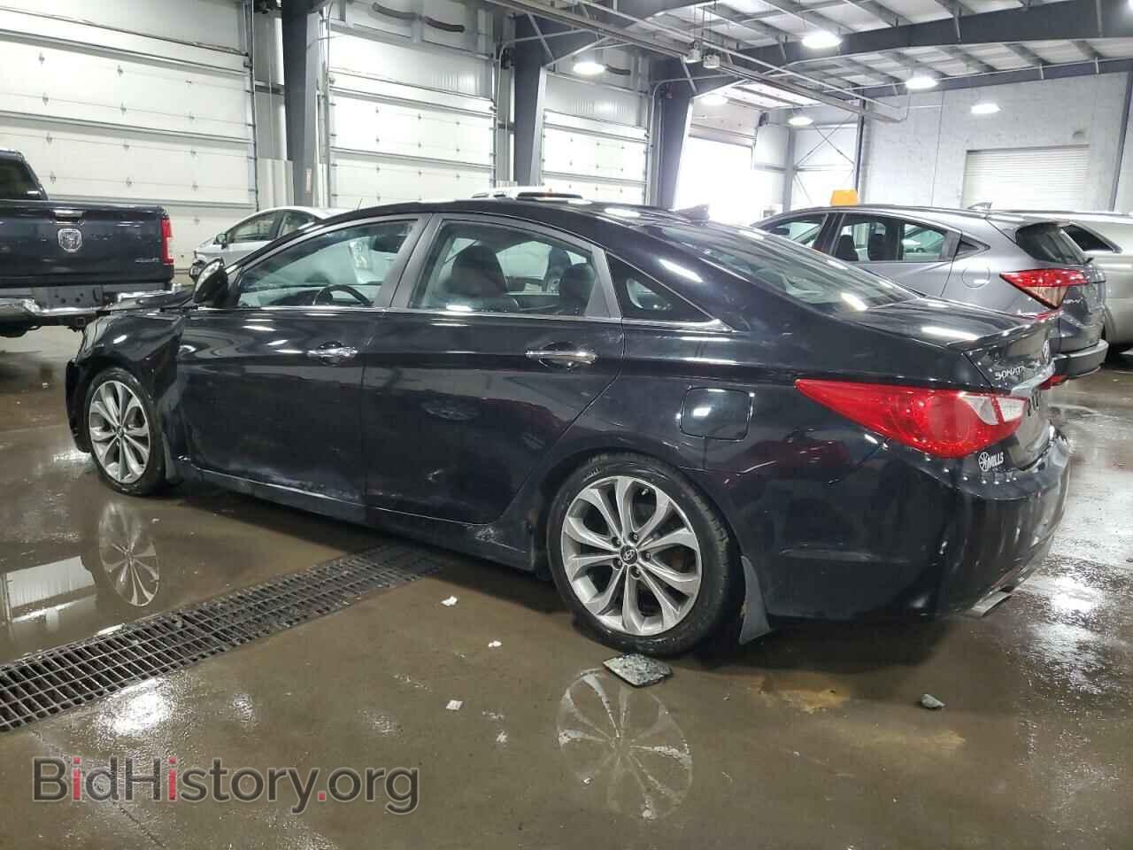 2013 HYUNDAI SONATA - VIN: 5NPEC4AB5DH588832 - Фото 2