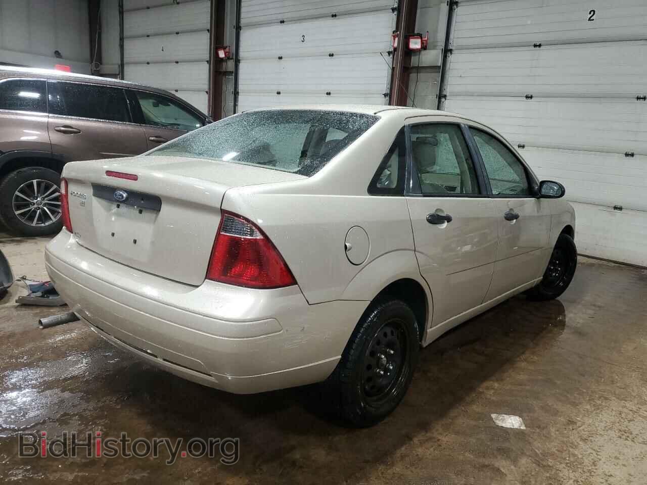 2007 FORD FOCUS - VIN: 1FAFP34N37W288882 - Фото 3