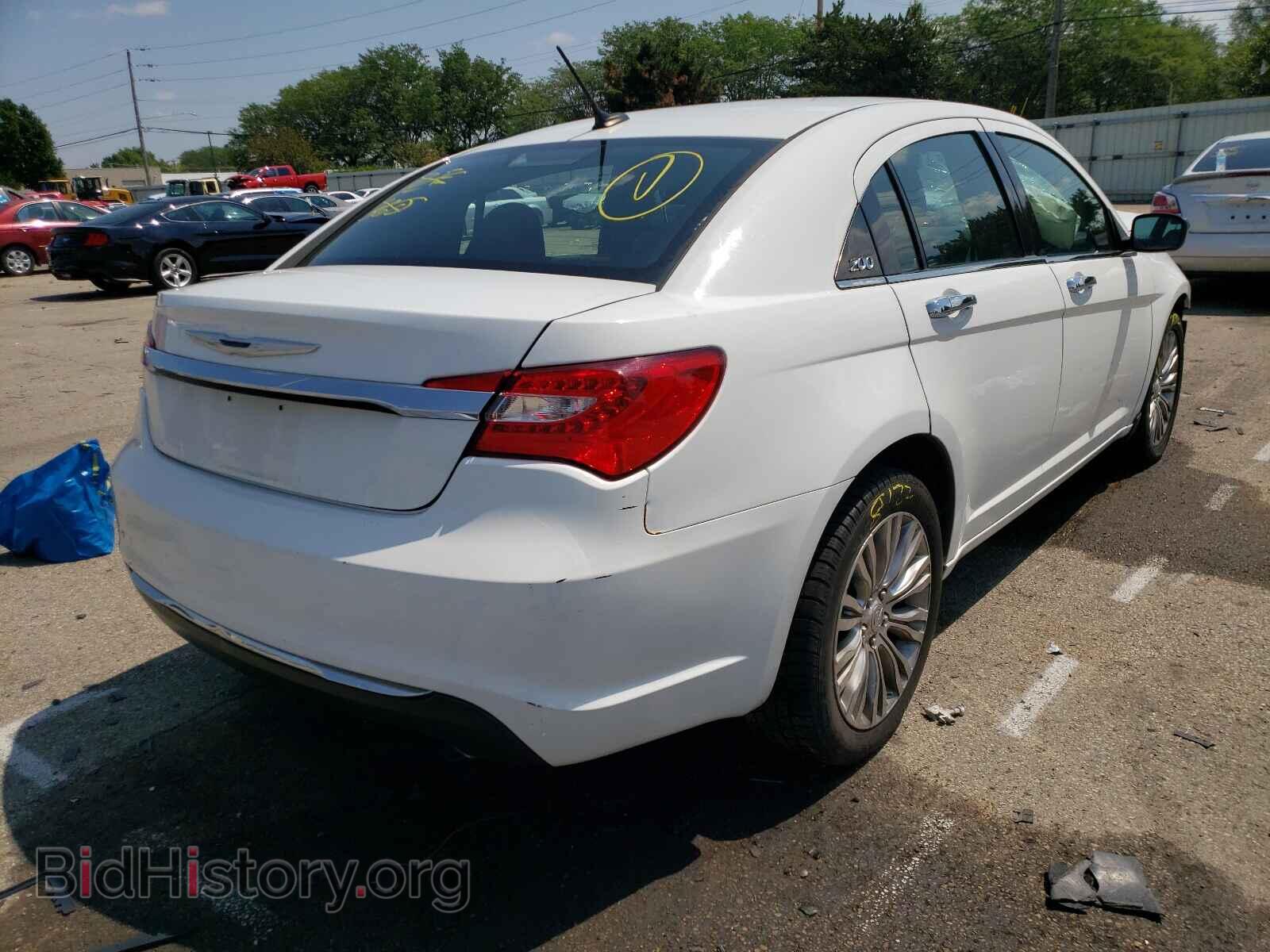 2013 CHRYSLER 200 - VIN: 1C3CCBCGXDN553454 - Фото 4