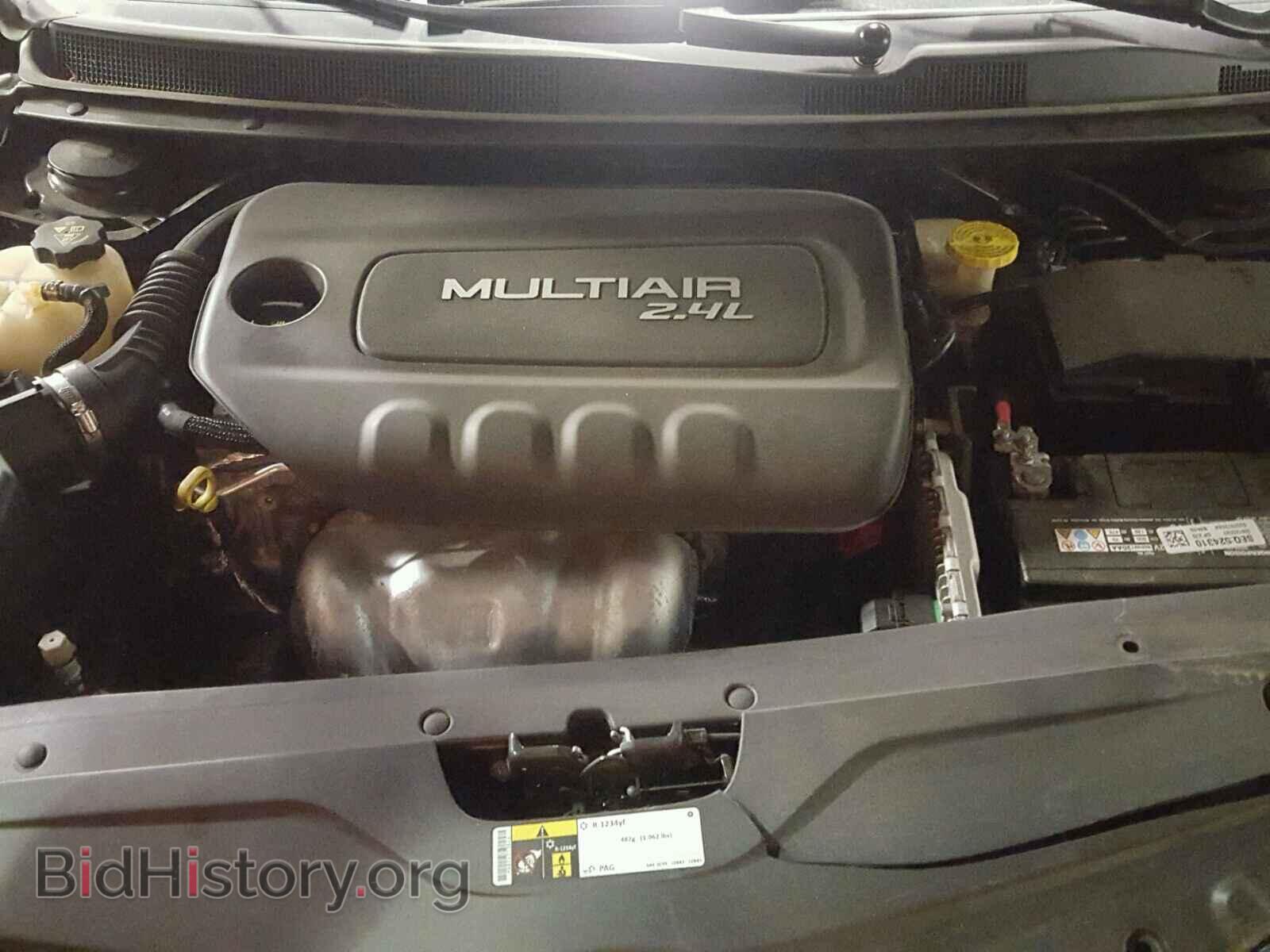 2016 CHRYSLER 200 - VIN: 1C3CCCAB7GN126525 - Фото 7