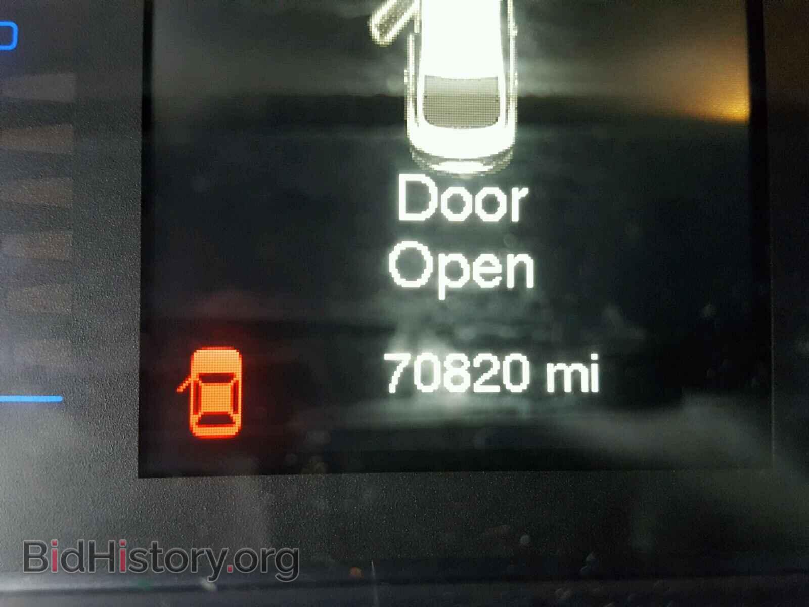 2016 CHRYSLER 200 - VIN: 1C3CCCAB7GN126525 - Фото 8