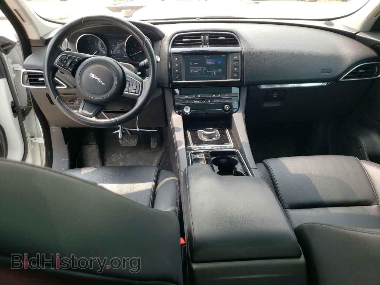2018 JAGUAR F-PACE - VIN: SADCJ2FX7JA256033 - Фото 8