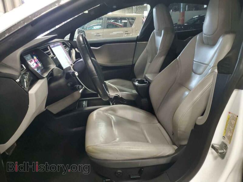 2016 Tesla MODEL S (VIN 5YJSA1E13GF147342) — photo 7 of 13