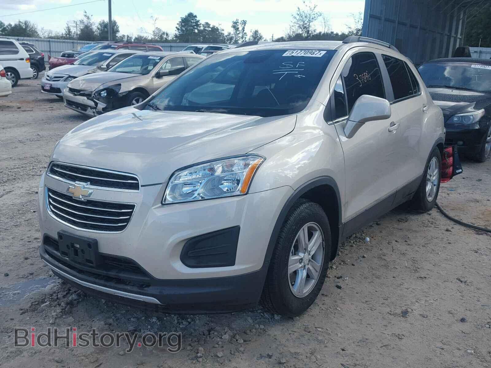 2016 CHEVROLET TRAX - VIN: 3GNCJLSB0GL233861 - Фото 2