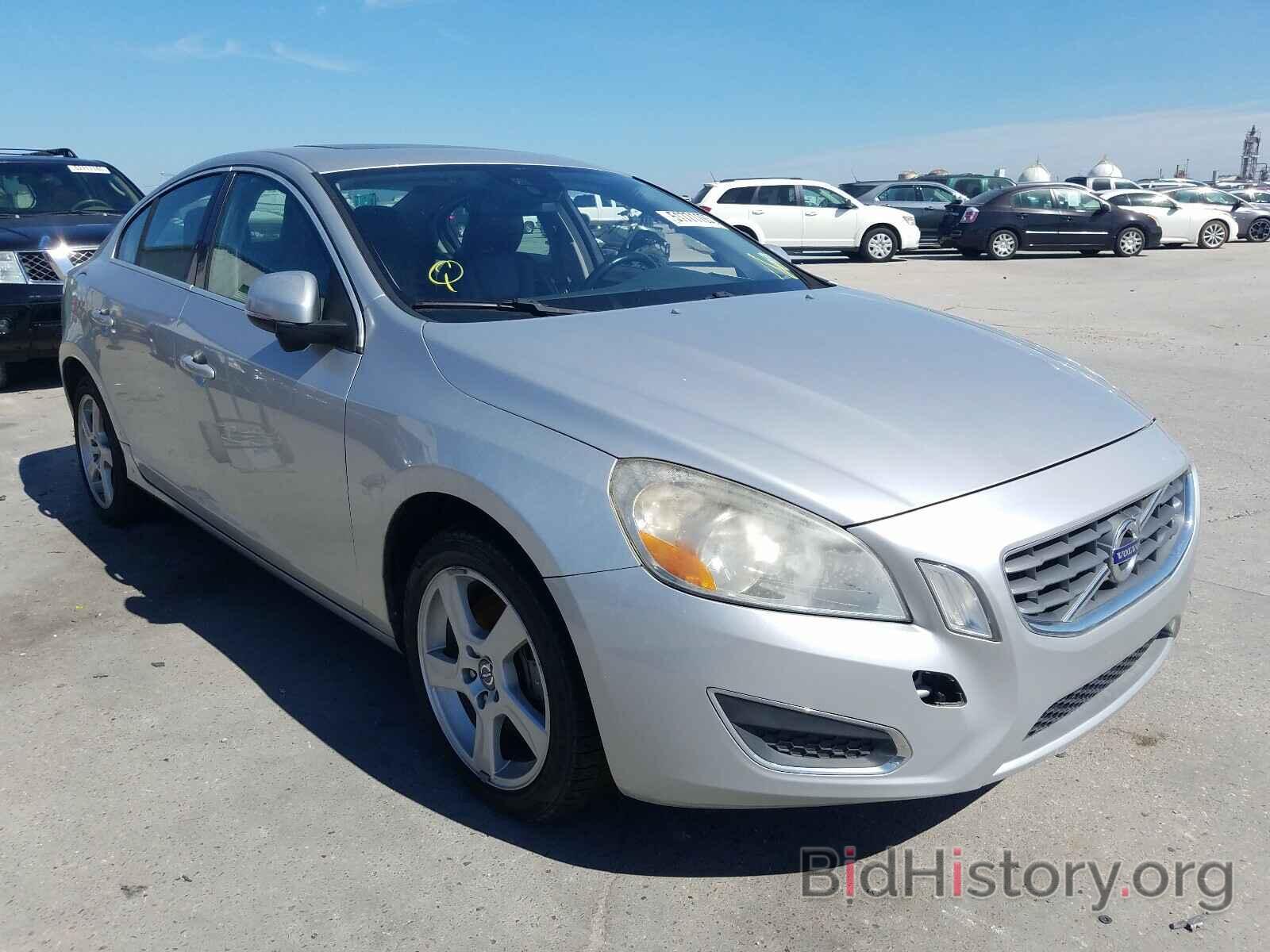 Photo YV1622FSXC2035947 - VOLVO S60 2012