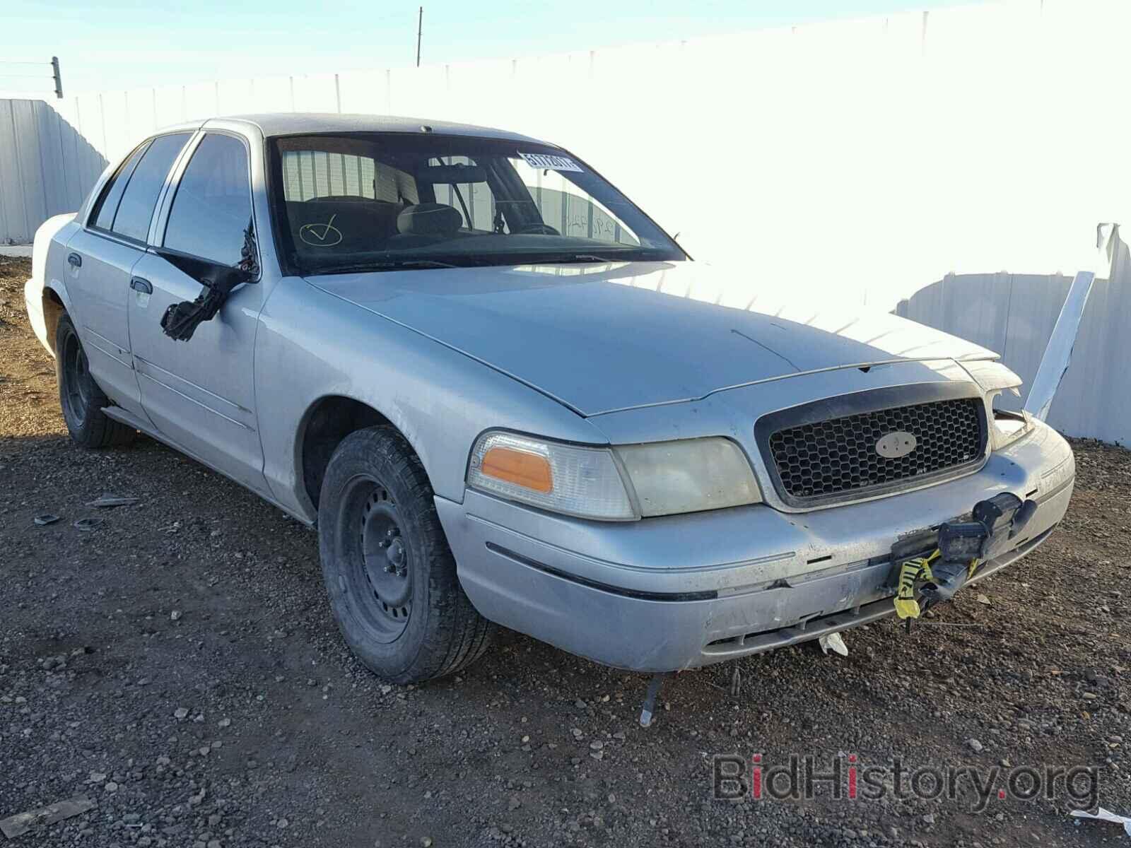 Photo 2FAFP71W7YX161773 - FORD CROWN VIC 2000