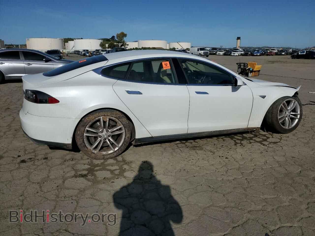 2013 TESLA MODEL S - VIN: 5YJSA1DG3DFP04896 - Фото 3