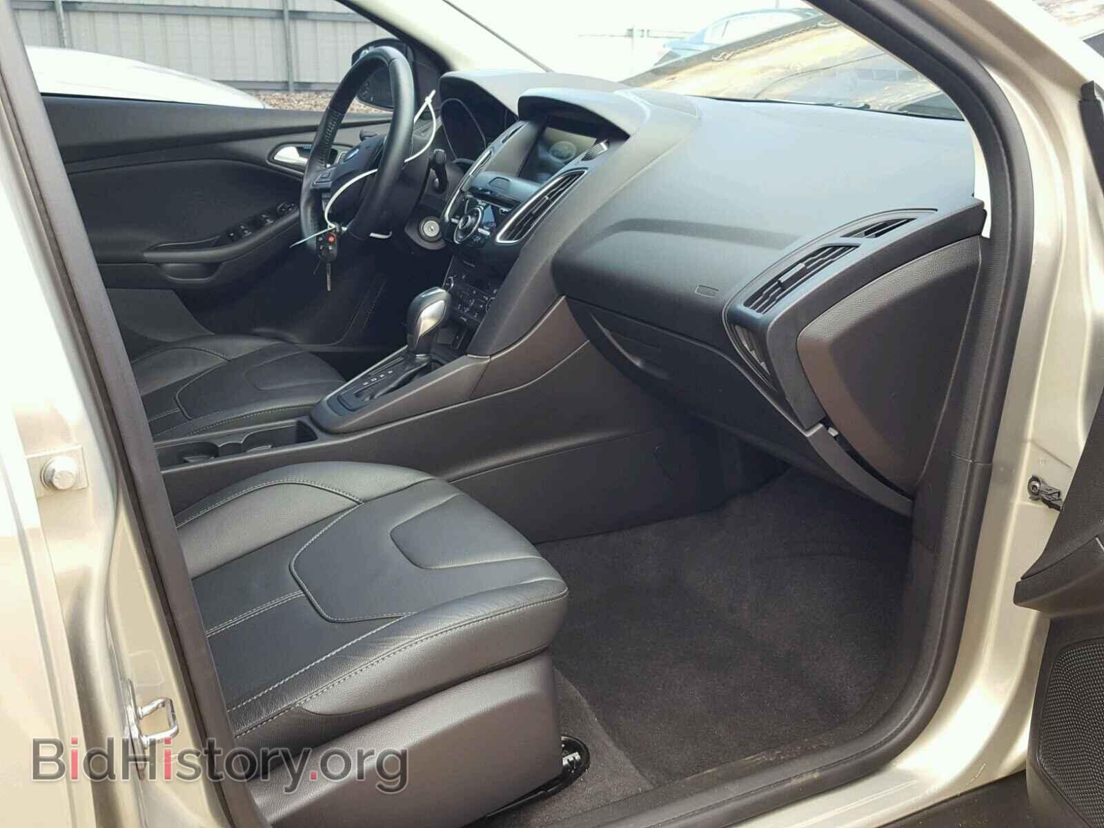 2016 FORD FOCUS - VIN: 1FADP3F26GL266452 - Photo 5