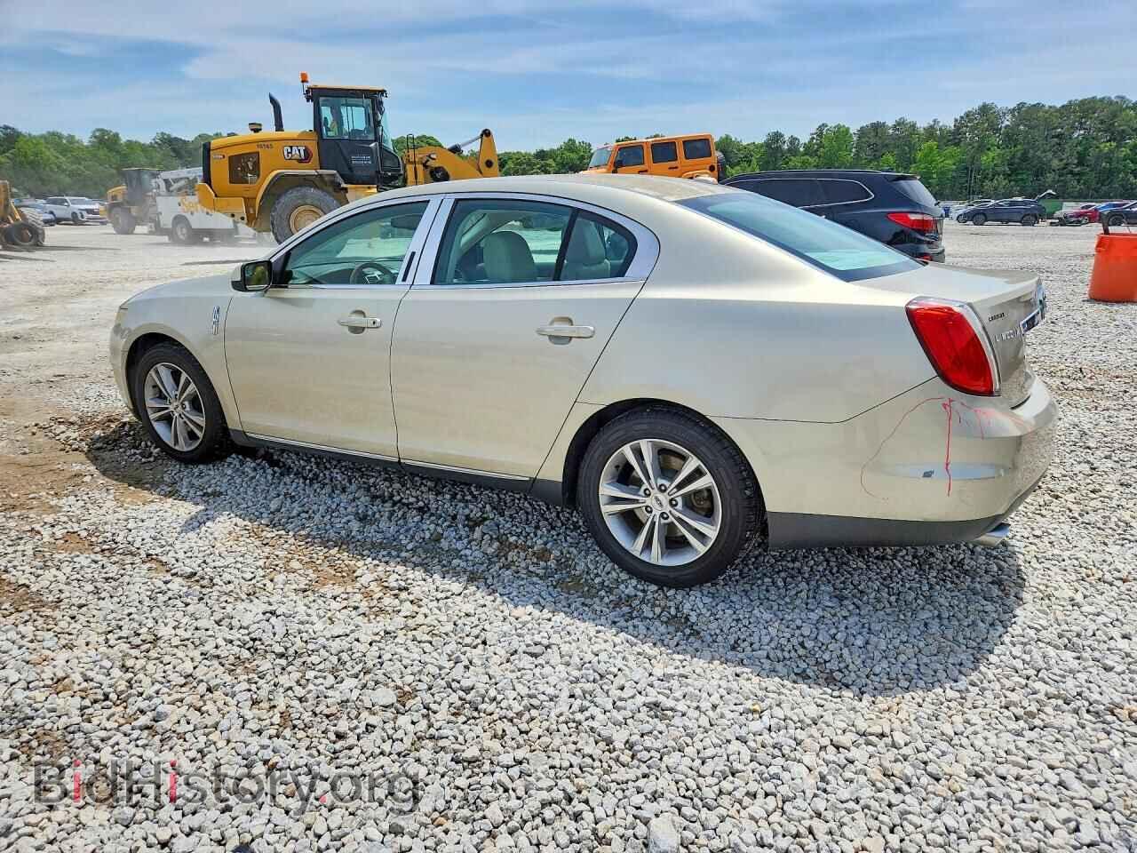 2011 LINCOLN MKS - VIN: 1LNHL9DR3BG601027 - Фото 2