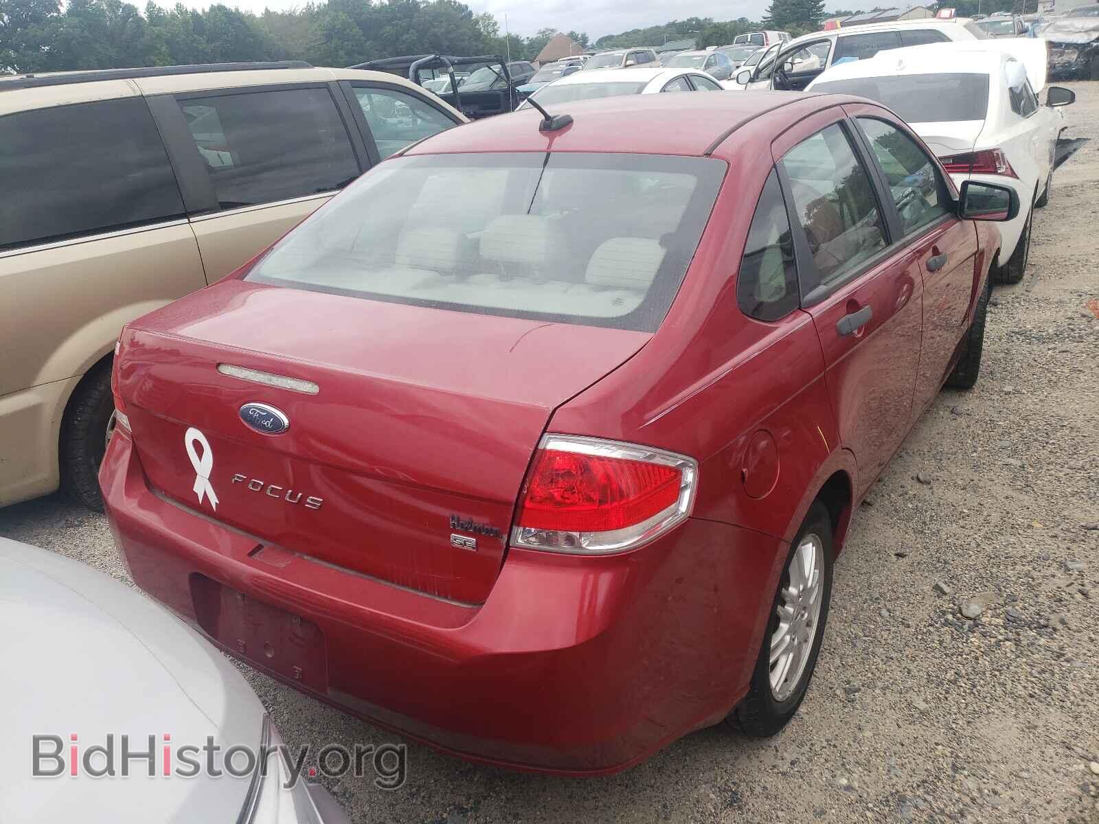 2011 FORD FOCUS - VIN: 1FAHP3FN8BW157705 - Photo 4
