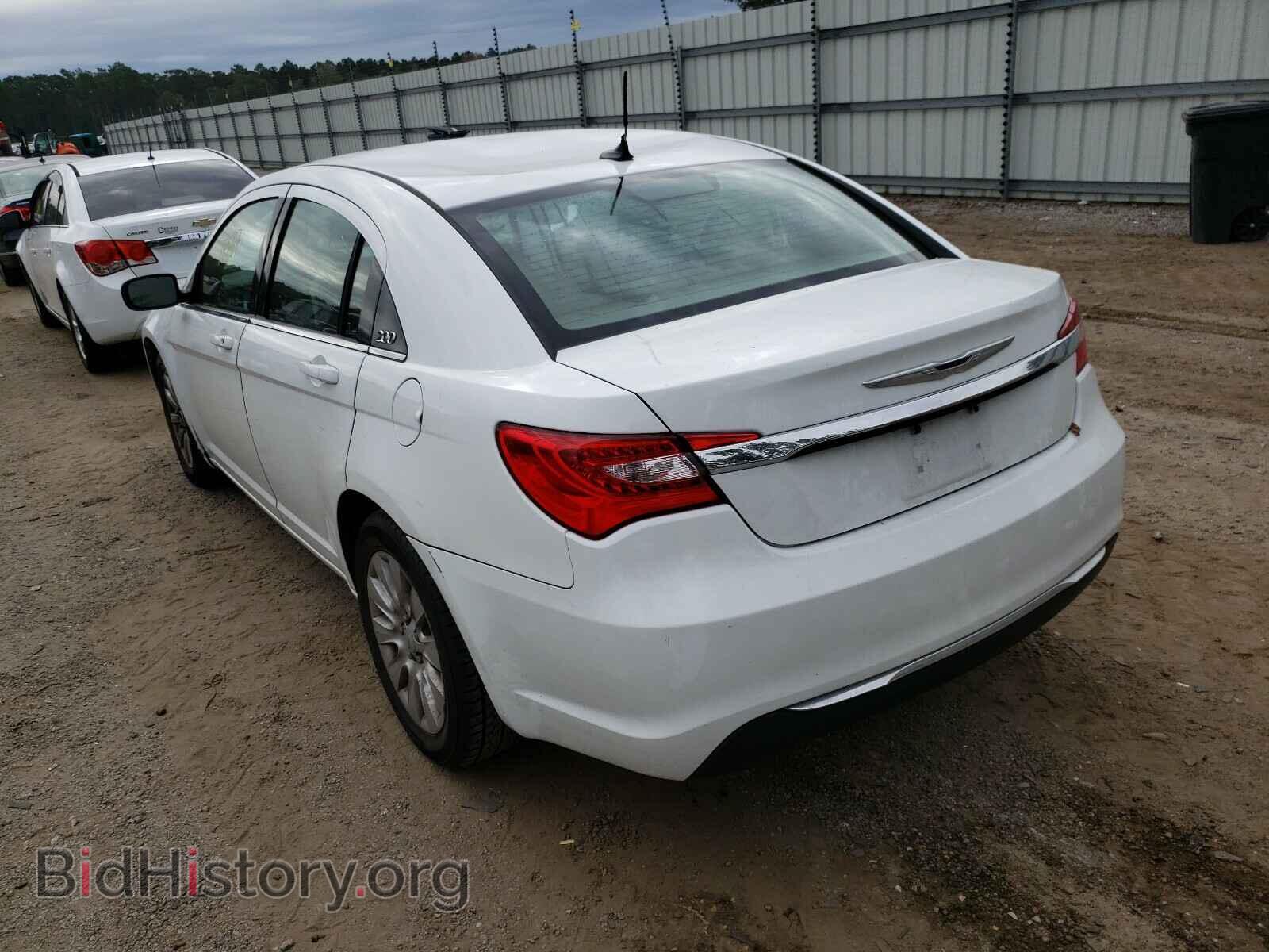 2013 CHRYSLER 200 - VIN: 1C3CCBAB1DN618764 - Фото 3