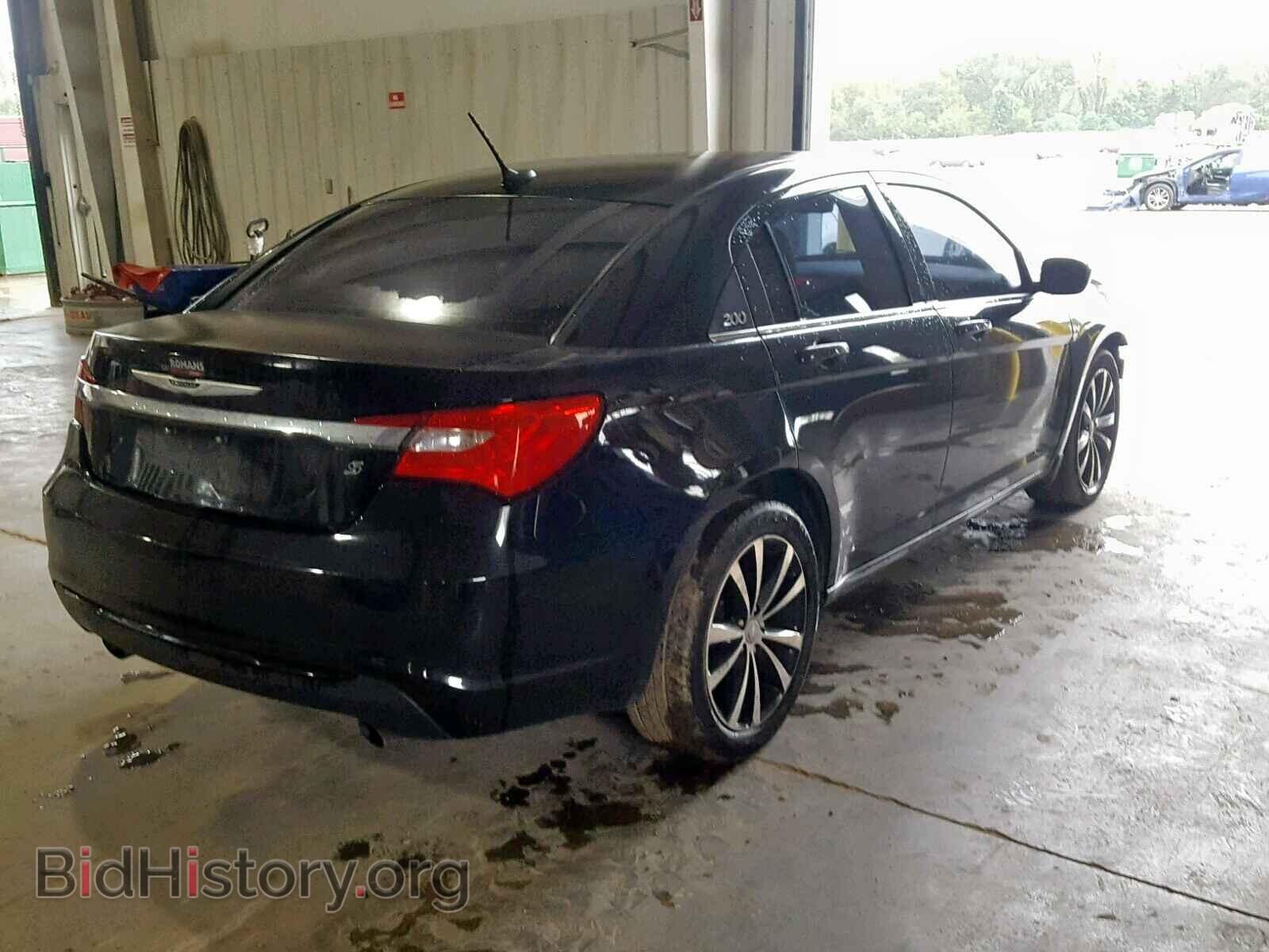 2012 CHRYSLER 200 - VIN: 1C3CCBHG6CN279189 - Фото 4