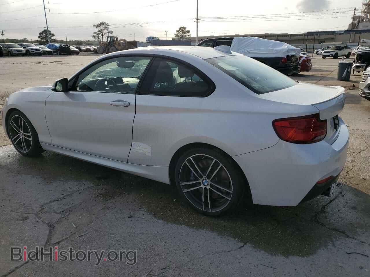 2018 BMW M2 - VIN: WBA2J5C55JVC07286 - Photo 2