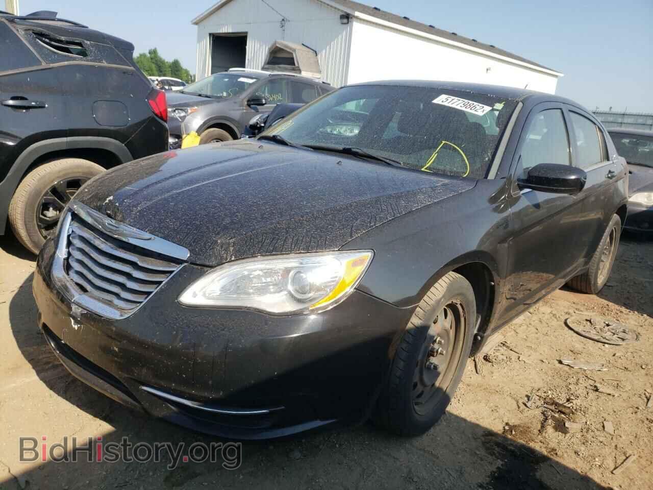 2012 CHRYSLER 200 - VIN: 1C3CCBAB4CN320031 - Фото 2
