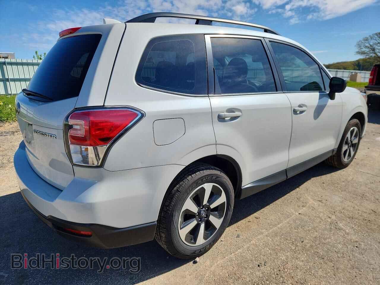2018 SUBARU FORESTER - VIN: JF2SJABC2JH568872 - Фото 3