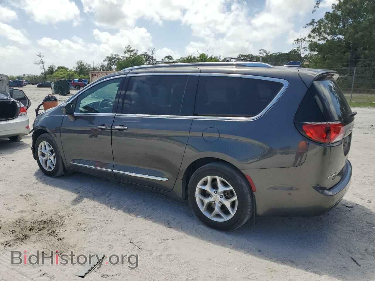 2020 CHRYSLER PACIFICA - VIN: 2C4RC1BG5LR142062 - Фото 2