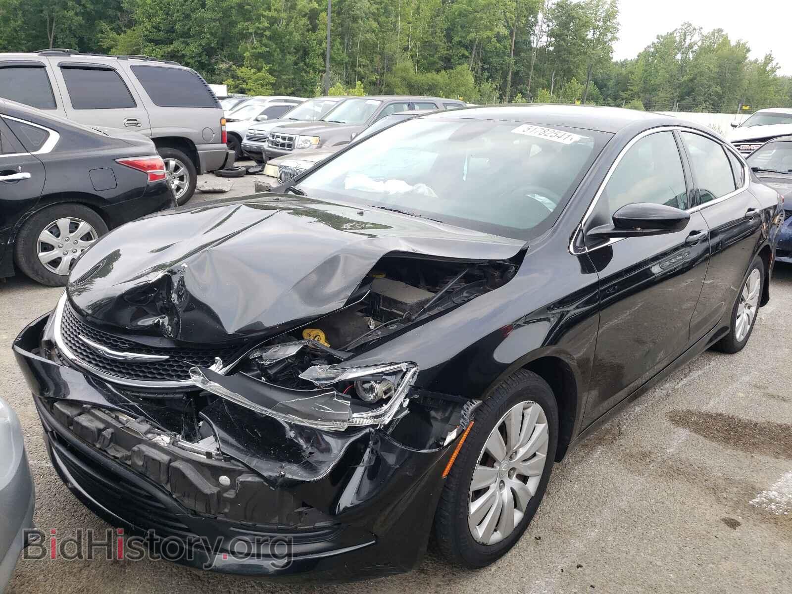 2015 CHRYSLER 200 - VIN: 1C3CCCFBXFN560820 - Фото 2